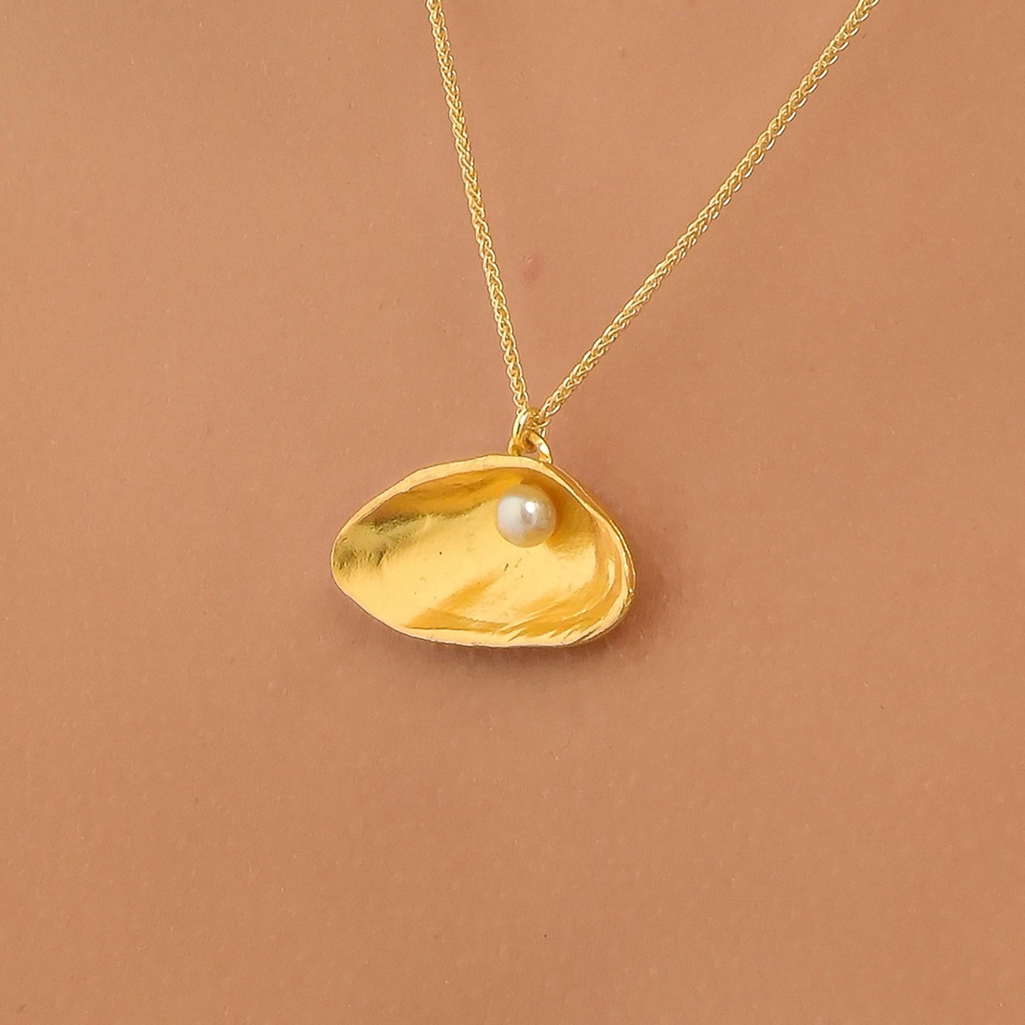 Nature Inspired Pearl Necklace, Mussel Shell Pendant (Gold Plated